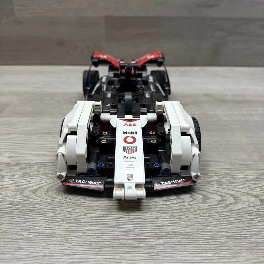 Lego Technic 42137 Formula E Porsche 99X Electric NO INSTRUCTIONS Assembled